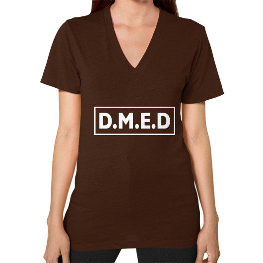V-Neck (on woman) Brown Ar Designed!